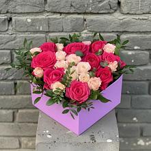 Цветочная композиция из Розы в коробке в Целине