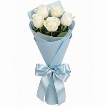 Букет 5 Белых роз Проуд в Целине