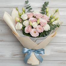 Букет цветов из:  Лизиантусы #REPLACE_PRED# Целине