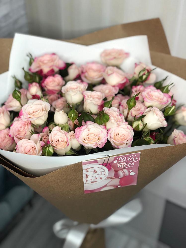 Букет цветов из: Розы в Целине