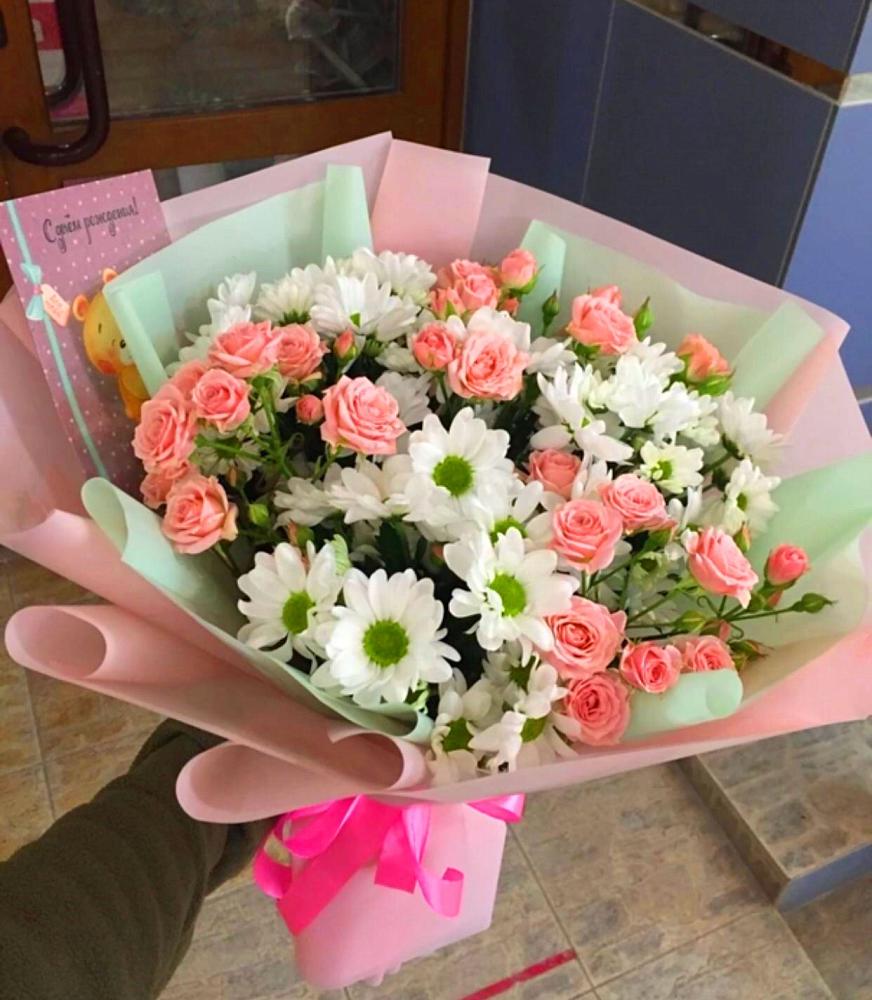 Букет цветов из: Розы и Хризантемы в Целине