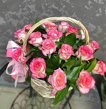 Цветочная композиция из Розы в корзине #REPLACE_PRED# Целине