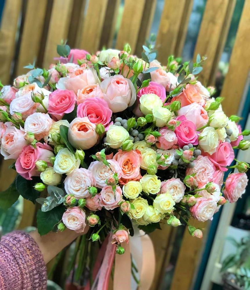 Букет цветов из: Розы в Целине