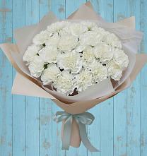 Букет цветов из:  Гвоздики в Целине
