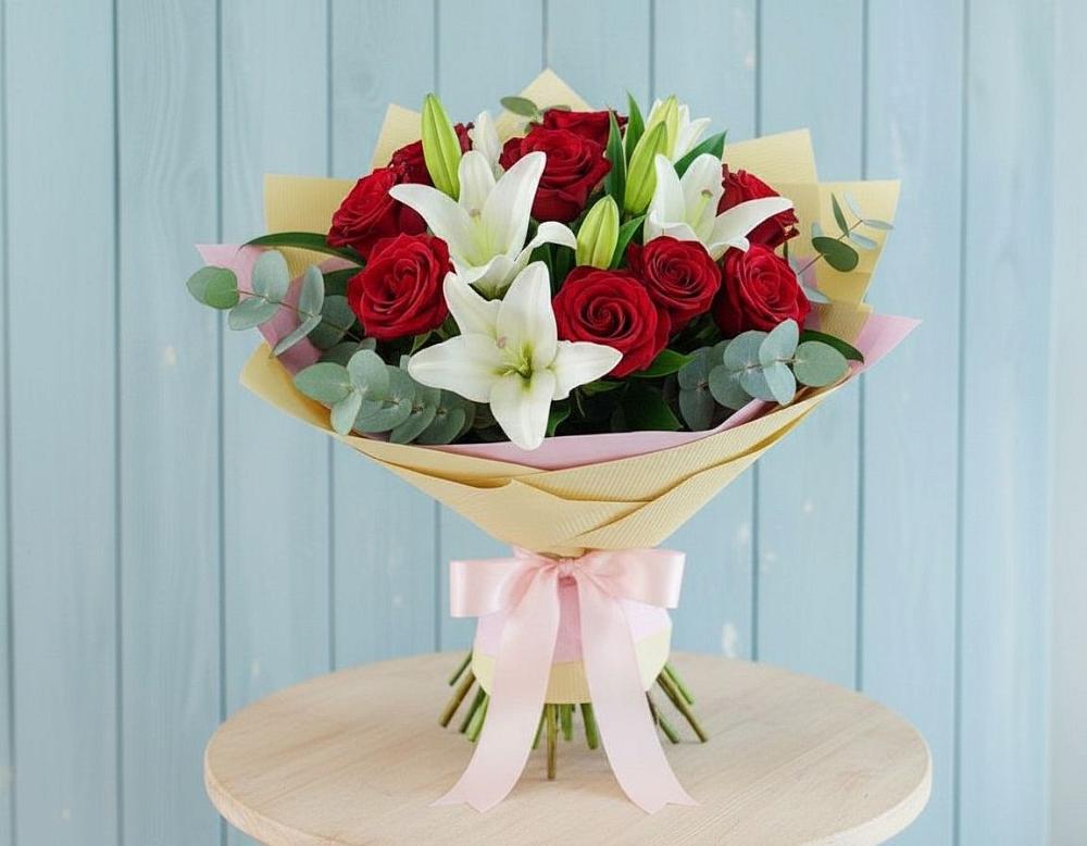 Букет цветов из: Лилии и Розы в Целине